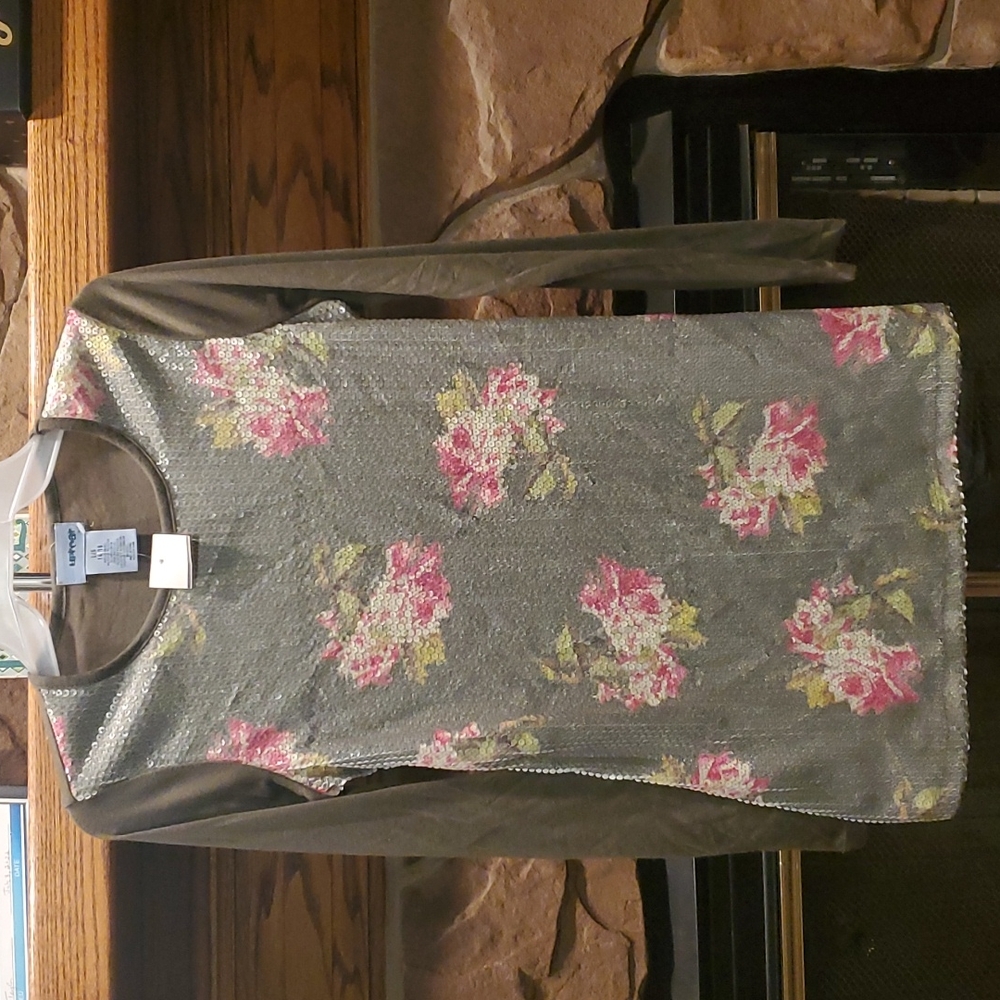 🌷NWT Longsleeve top